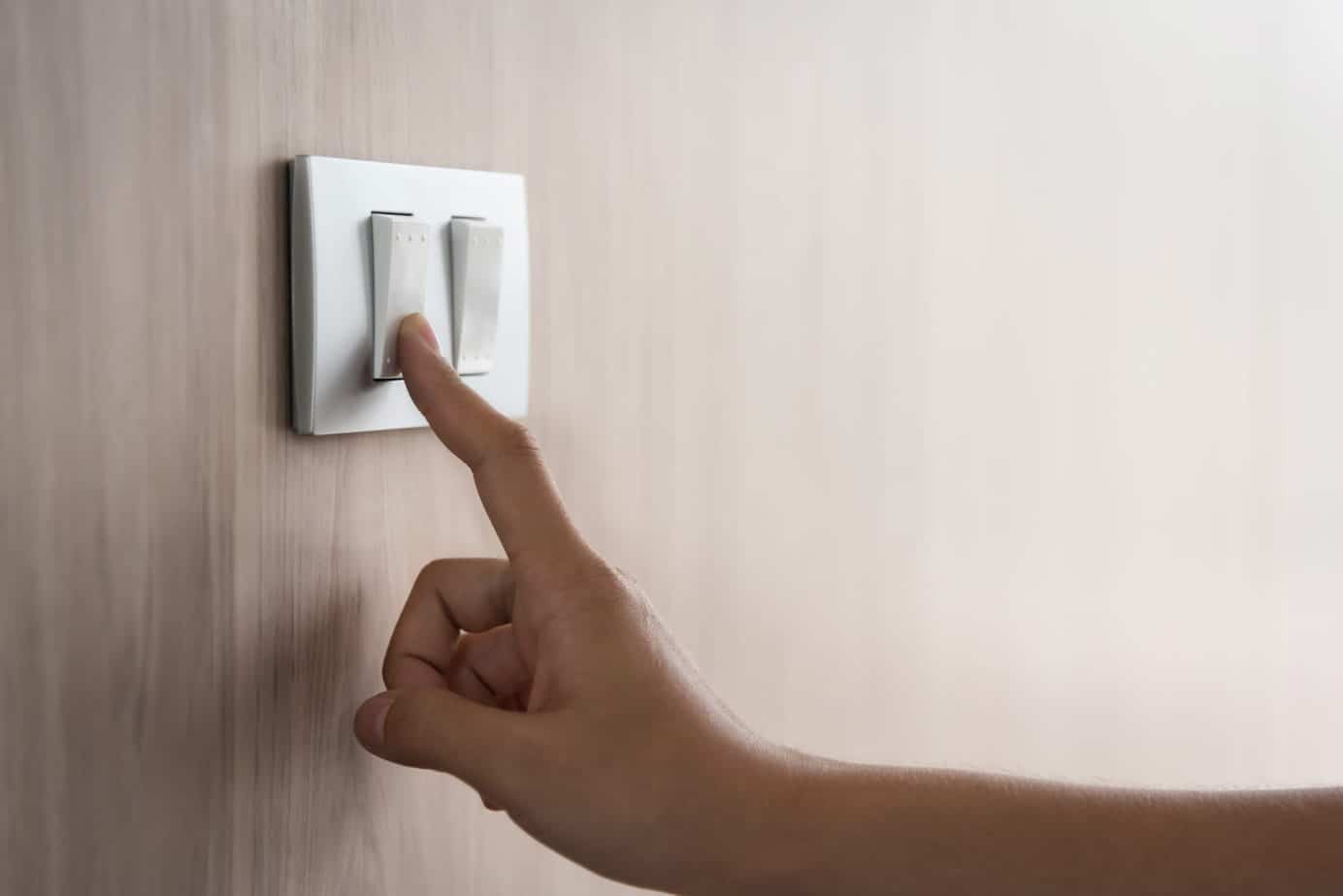 1 Gang 2 Way | 2 Gang 1 Way | Light Switch Jargon Explained – SparkyBase